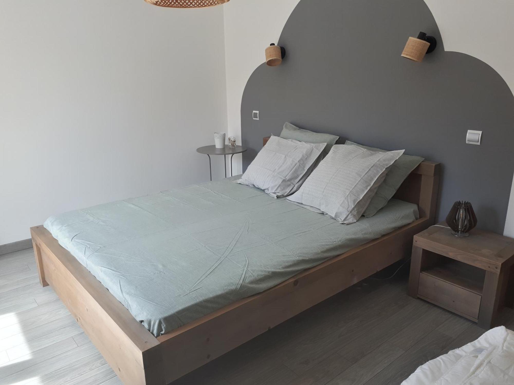 Maison De Village Avec Sa Charmante Petite Cour Interieure Фльори Екстериор снимка